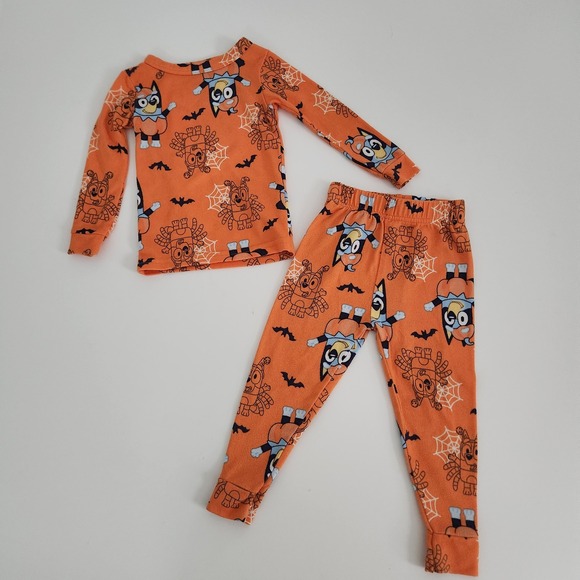 Bluey Other - Bluey Halloween Pajamas 2T Orange‎ Spider Bingo Long Sleeve Set